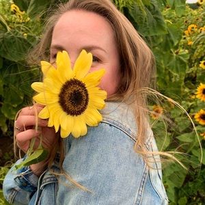 Meet your Posher, Megan